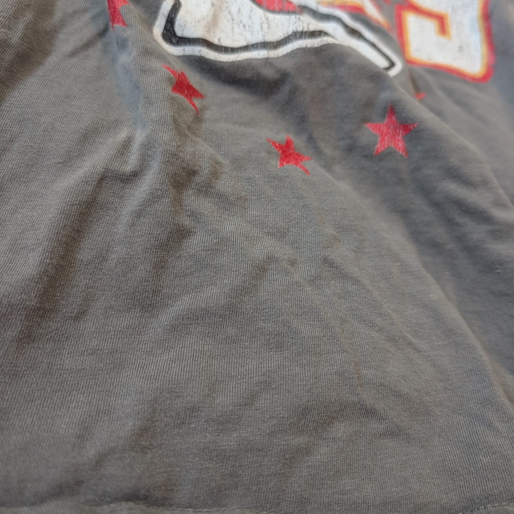 Gray Chiefs Short Sleeve Tee - Picture 4 of 4
